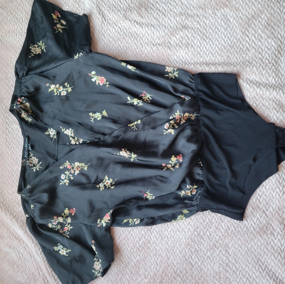 Short sleeve bodysuit